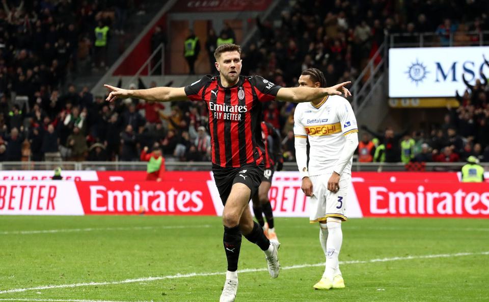 开云下载网址-1-0！米兰20轮不败仍距国米3分 800万新援登场3分钟绝杀+加盟首球